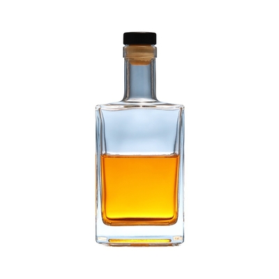 Logotipo personalizado Botella de whisky de vidrio de 500 ml para vodka ginebra vino de frutas botella de montaña Decal