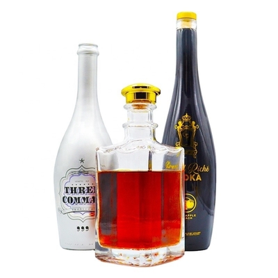 Material de base Super Flint Glass Impresión personalizada Botella de ginebra cuadrada para y OEM Bienvenido