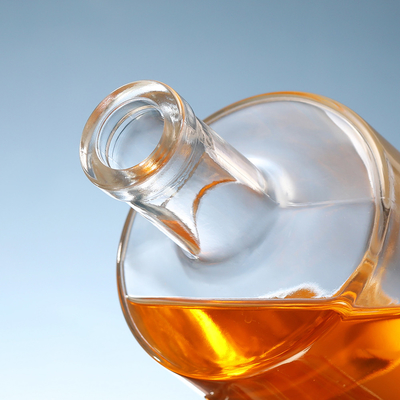 Botella de vidrio de 50 ml 100 ml 200 ml 500 ml 750 ml de lujo de Baijiu Botella de whisky de ginebra para bebida