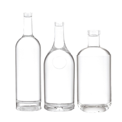 Botella de licor de vidrio de lujo de 500 ml con capacidad de 200 ml / 300 ml / 700 ml / 750 ml