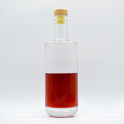 Botellas de licor de vidrio de 375 ml 500 ml 700 ml 750 ml de diferentes tamaños para vodka whisky ron ginebra