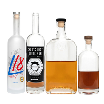 Muestra de botellas de vino de vidrio vacío de 1 litro con tapa de 300 ml y 750 ml.