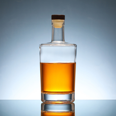 Elegantes botellas de vino y vodka de colección botellas de vidrio especialmente diseñadas tapa de vidrio decal
