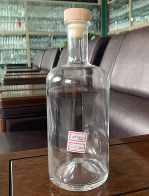 Material de base Vidrio de cristal 500 ml 700 ml Botella de vino de vodka vacía con tapones
