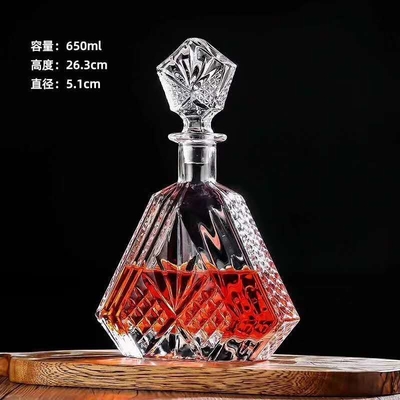 500 ml/650 ml/700 ml/800 ml Decantador de cristal blanco de vidrio para el vino de vodka de brandy de primera calidad