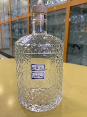 Material de base Vidrio de cristal 500 ml 700 ml Botella de vino de vodka vacía con tapones