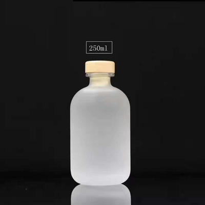 Botellas de licor de vidrio de 375 ml 500 ml 700 ml 750 ml de diferentes tamaños para vodka whisky ron ginebra