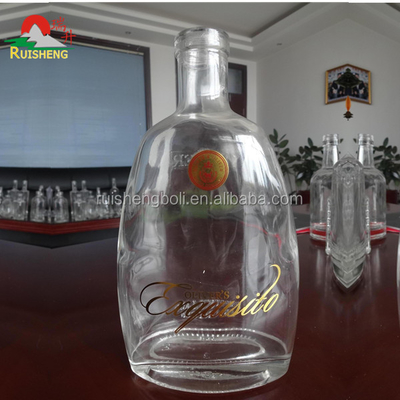 Botella de vidrio de vidrio Super Flint vacía de 1,5L 2 litros de vidrio de vino con tapón