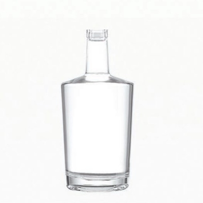 Super Flint Glass Botella de 750 ml para Brandy Rum Vodka en embalaje y material negro
