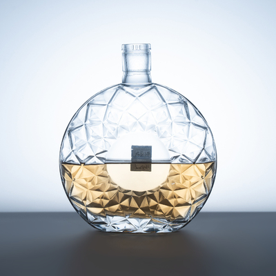 Material súper sílex Botella de vidrio XO de alta transparencia con tapa de madera y sello de corcho