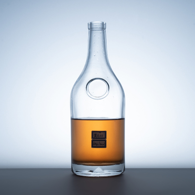 Material del cuerpo Super Flint Glass Brandy XO Mini cilindros de champán con hoja de arce