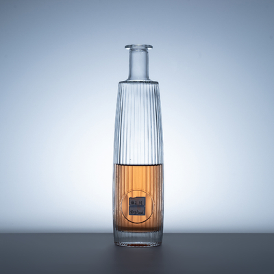 Material del cuerpo Super Flint Glass Brandy XO Mini cilindros de champán con hoja de arce