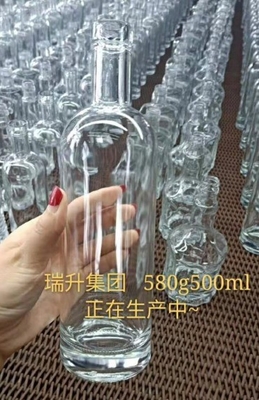Forma personalizada Collar de vidrio de súper sílex 250 ml Salsa caliente 500 ml Vodka 700 ml Botellas de vidrio de licor