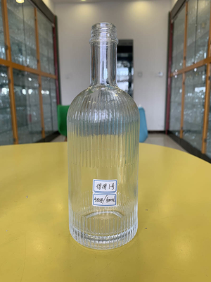 Material de vidrio de piedra caliza transparente whisky 5cl vodka botella de vidrio de vino 500ml botella de alcohol