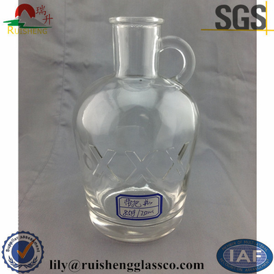 Botella de vidrio de brandy con mango 500 ml 750 ml vodka ron alcohol whisky cuello de vidrio