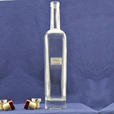 Botella de vidrio de 500 ml de material de cuello para ginebra whisky alcohol vodka brandy licor FOB