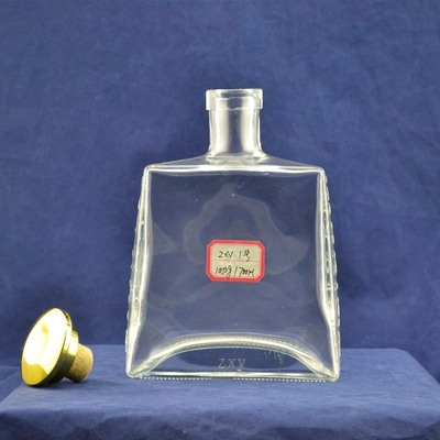 Botella de vidrio de 500 ml de material de cuello para ginebra whisky alcohol vodka brandy licor FOB