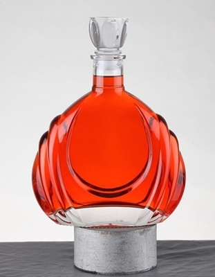 Material de vidrio Super Flint Botella de vidrio de brandy para licores personalizados 700 ml