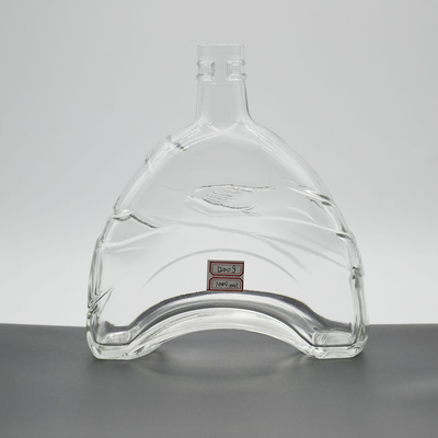Botellas de alcohol personalizadas de 750 ml de material de vidrio de súper sílex botella de vidrio de brandy con corcho