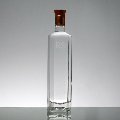 Manejo de la superficie de la decoración personalizada Gigante 750ml 1000ml vacío de ginebra de cerveza ron decantador de alcohol licor de ciruela botella de vidrio de vino
