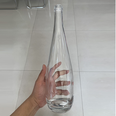Material de vidrio Super Flint 500 ml 750 ml Botella de ginebra para bebidas de agua y licores