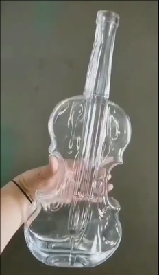 Forma de guitarra única Botella de vidrio personalizada para bebidas alcohólicas Material de impresión en pantalla