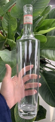 Forma personalizada con grabado en el interior Botella clara de 200 ml 375 ml para vodka tequila ron