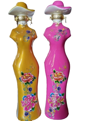 Jarrón de vidrio personalizado de 24 oz 26 oz en forma de cuerpo de hombre y mujer con manejo de superficie decal