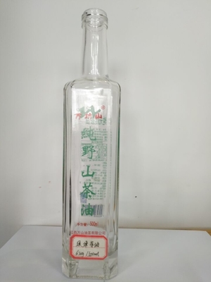 Botella de vidrio de vodka vacía de 750 ml transparente con sellado tipo corcho/tortilla/guala