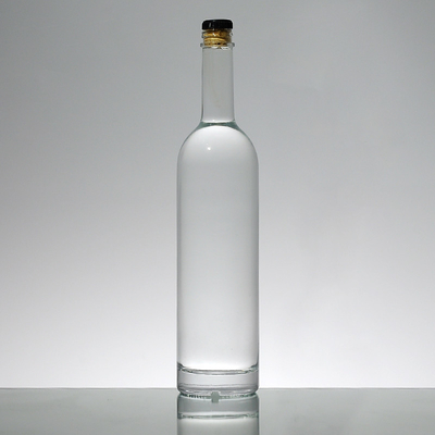 Superficie de estampación en caliente 1L botella de whisky de súper vidrio hecha de material blanco cristalino