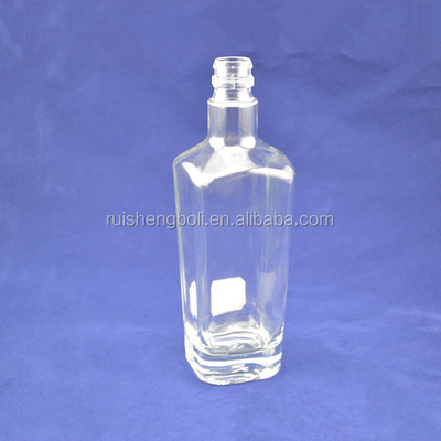 Botellas de vidrio de alcohol de 500 ml con color congelado/transparente/pintado