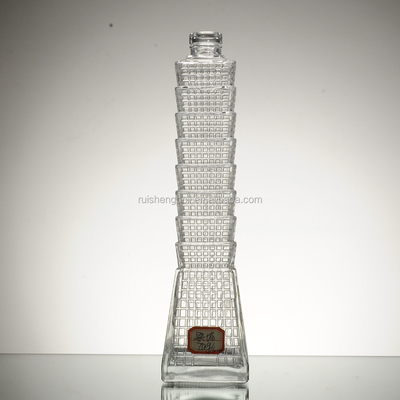 Impresión de logotipo en forma de torre Espíritus en botella de vidrio transparente elevar su marca Gam