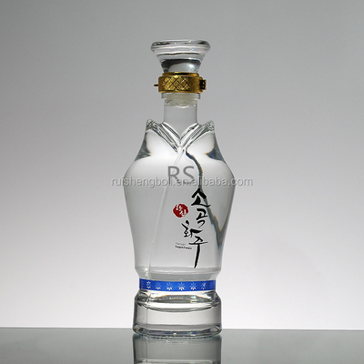 Impresión de logotipo en forma de torre Espíritus en botella de vidrio transparente elevar su marca Gam