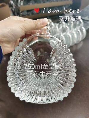 Botella de brandy de vidrio transparente o personalizada de 750 ml Liquor/Wine Decanter con diseño tallado