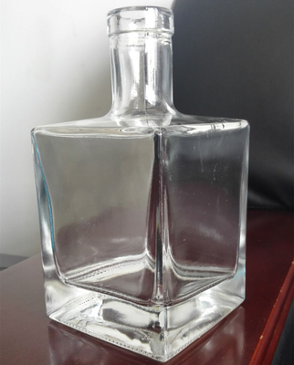 Botella de whisky de vidrio Super Flint claro 375ml 500ml Cuadrado Gin Seco Vodka Botella de vino