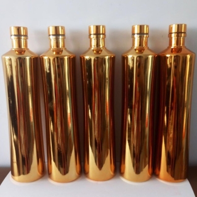Vodka electrónica personalizada muy OEM / ODM Botella de vidrio de whisky de 750 ml con tapa de tornillo