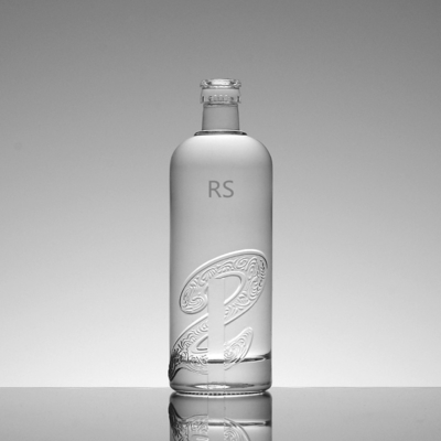 Botella de vidrio de vodka de 700 ml de corcho para bebidas