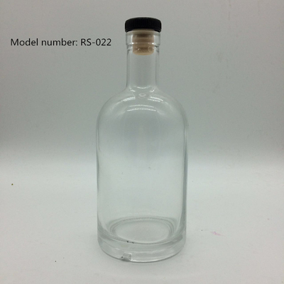 Collar de vidrio 750 ml Super Flint Rum Botella de licor vacía para el transporte de bebidas
