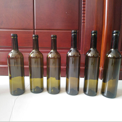 Estampado en caliente Botella de vidrio de ámbar de 750 ml para vodka whisky bebida de brandy