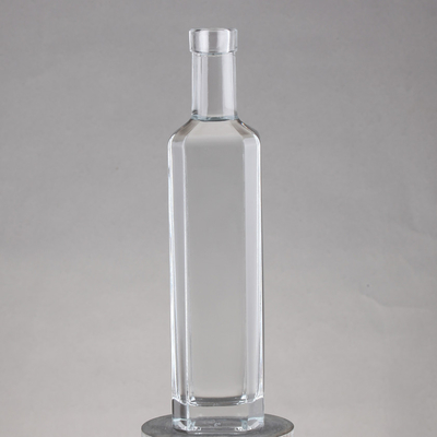 Kendo Super Flint de buena calidad de metal con tapa de tornillo de vidrio Botella de vodka Bebida industrial