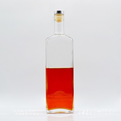 Material de vidrio de Super Flint 700 ml Botella de vidrio vacía de whisky para bebidas alcohólicas