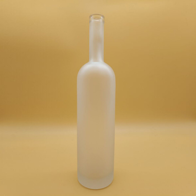 Botellas de vidrio de vodka helada Términos FOB y material de piedra fuerte