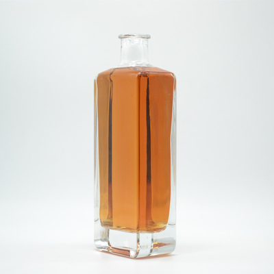 Botella de licor de vidrio cuadrado personalizada para bebidas alcohólicas Gin Tequila Vodka 750ml/700ml/500ml