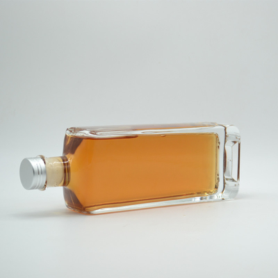 Botella de licor de vidrio cuadrado personalizada para bebidas alcohólicas Gin Tequila Vodka 750ml/700ml/500ml