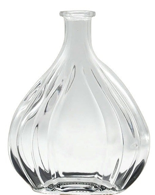 Botella de cristal blanco de vidrio para bebidas de diseño elegante 500ml 750ml Vodka Whiskey Brandy