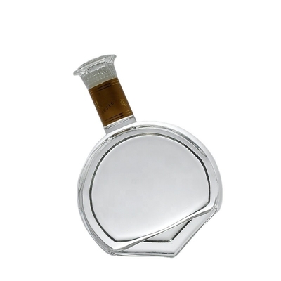 Botella de cristal blanco de vidrio para bebidas de diseño elegante 500ml 750ml Vodka Whiskey Brandy
