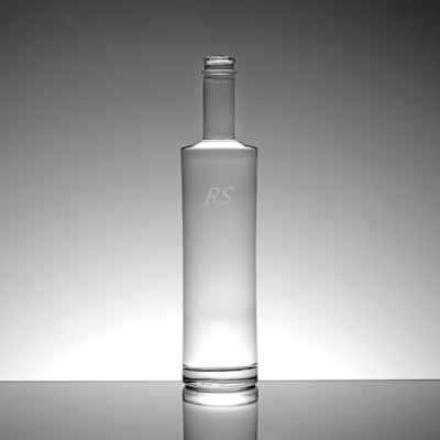 Material de vidrio de alta piedra 750 ml Botella de vidrio de forma cilíndrica para alcohol licoroso