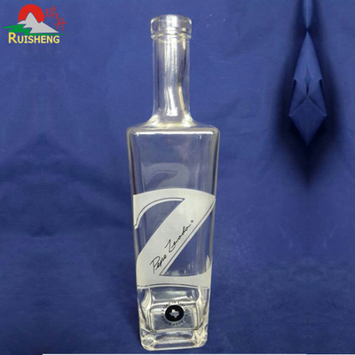 Botella de vidrio cuadrada de 700 ml y 750 ml de Super Flint para alcohol Estándar certificado por SGS