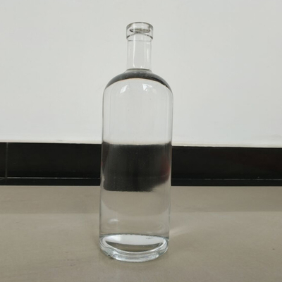 Material de vidrio Super Flint 700 ml 750 ml Botella de vidrio de vodka de 1 litro con norma CE