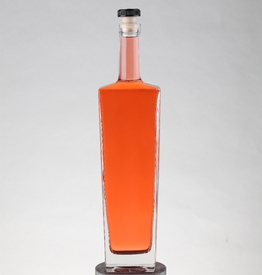Estampado en caliente Manejo de la superficie Super Flint Gin de primera calidad Vodka 750ml Botella de vidrio cuadrada FOB
